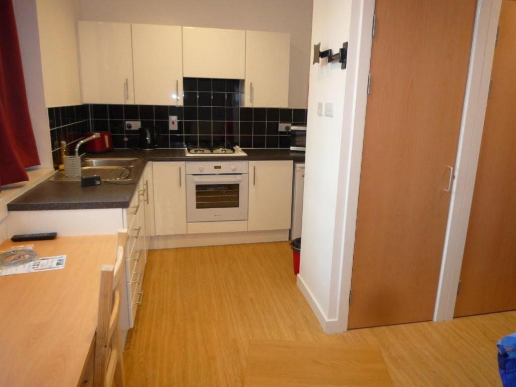 Destiny Student - Cowgate Apartment Edinburgh Room photo